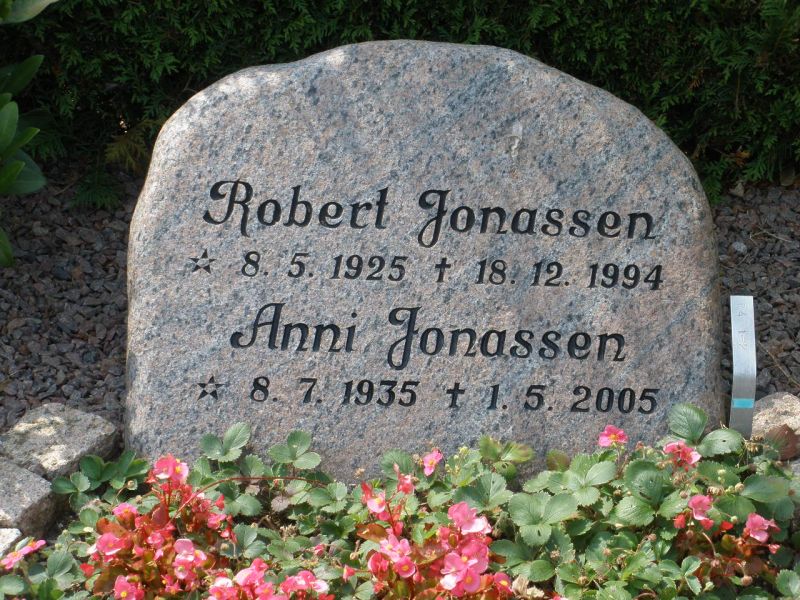 Anni Jonassen.JPG